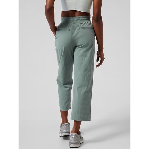 ATHLETA Trekkie Straight Crop Pant Minimalist Grey Lightweight Casual Women's 8 - Picture 4 of 12